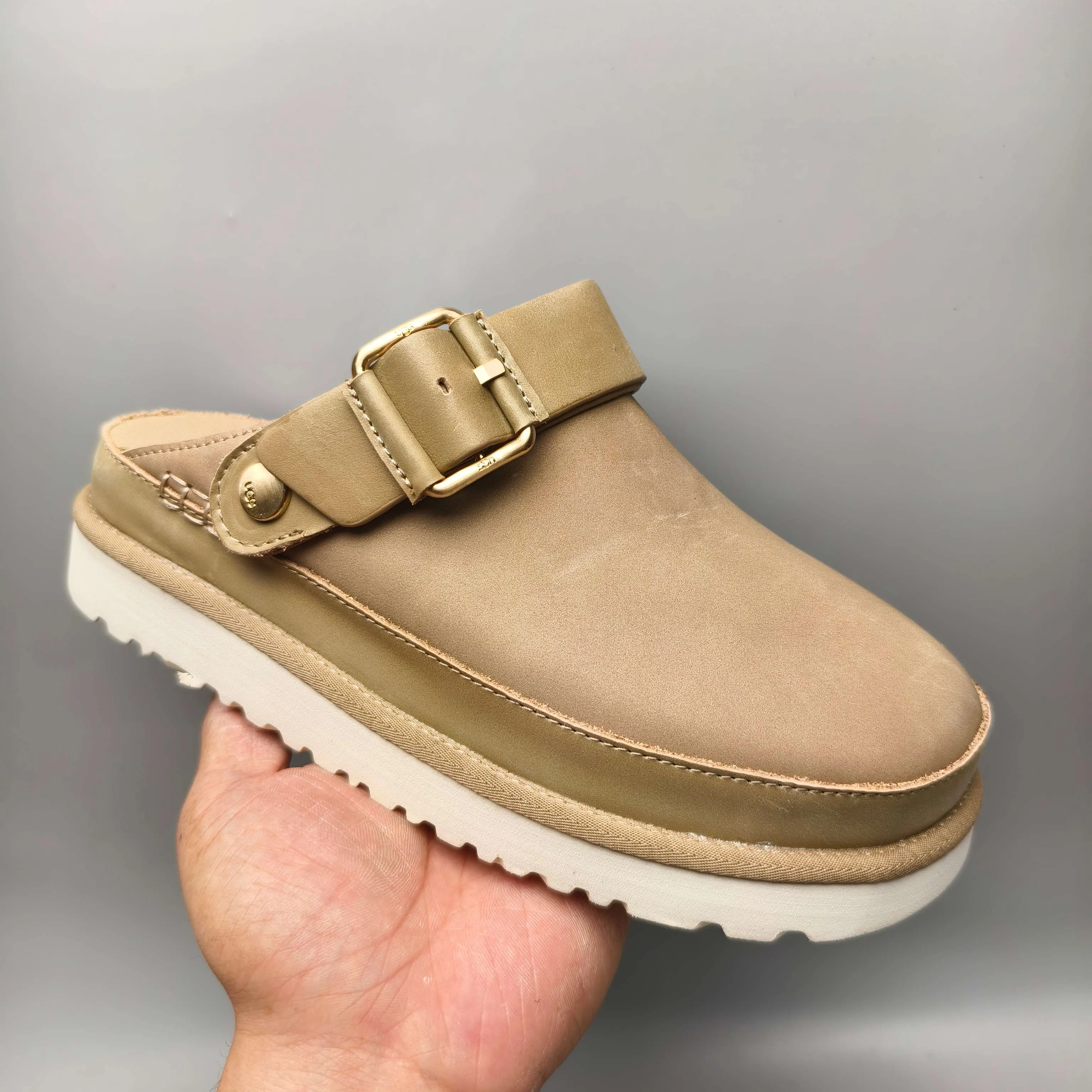 💰520 UGG sandals 9590 new spring and summer slip-on sandals Color: Maroon Sand Black Size: 35-41